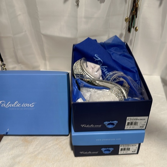 Chrome silver  Heels competition shoes new inbox never worn w/ rhinestones - Picture 3 of 3